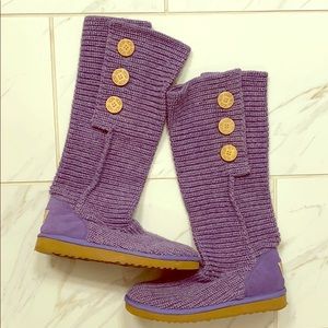 UGG® Classic Cardy Button Detailed Knit Boots sz11